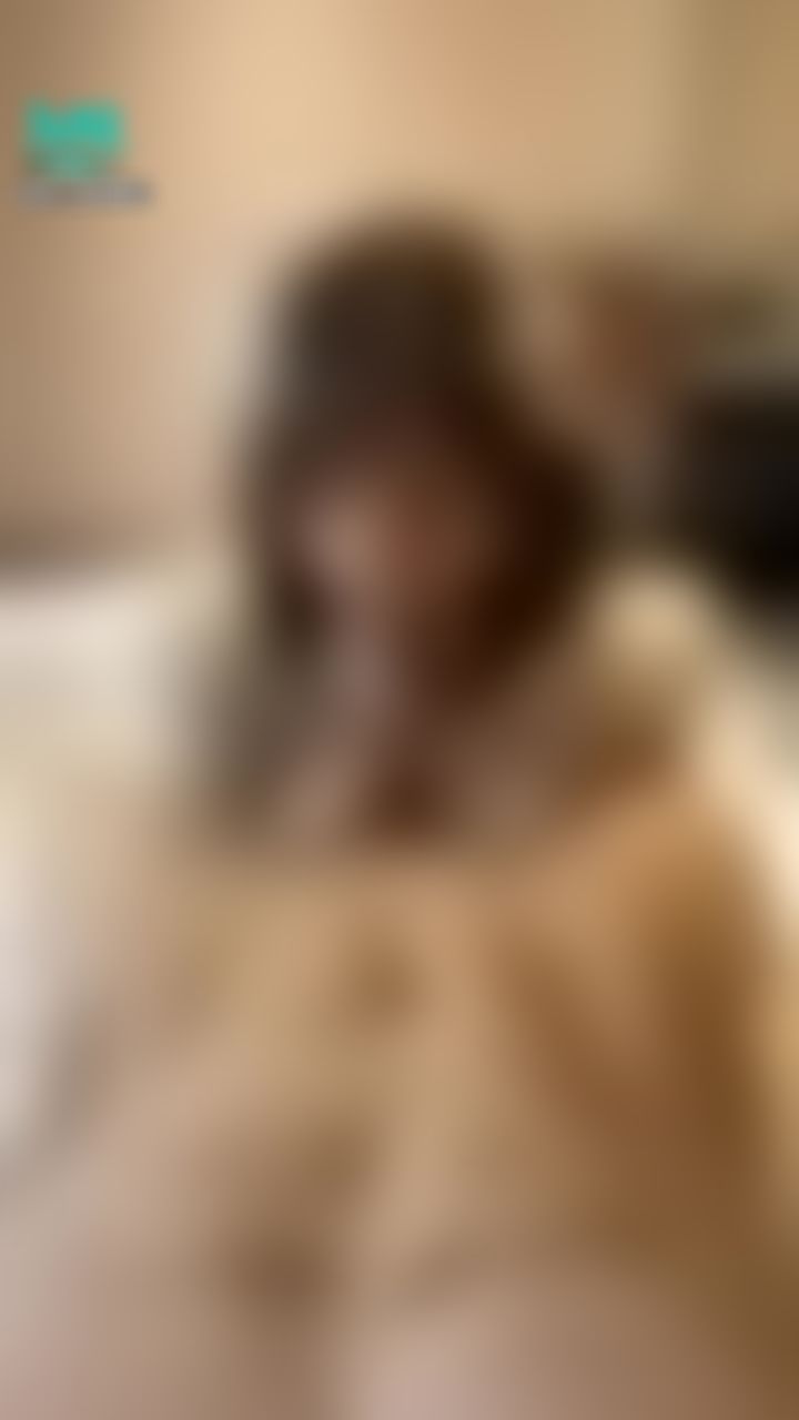 mr_wolf001 : 高顏質大屌萌妹口交的床邊吹射服務