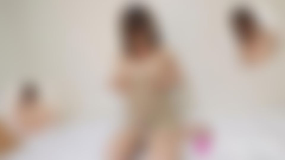 omotenashijapan : 美人人妻の本気オナニー❤️