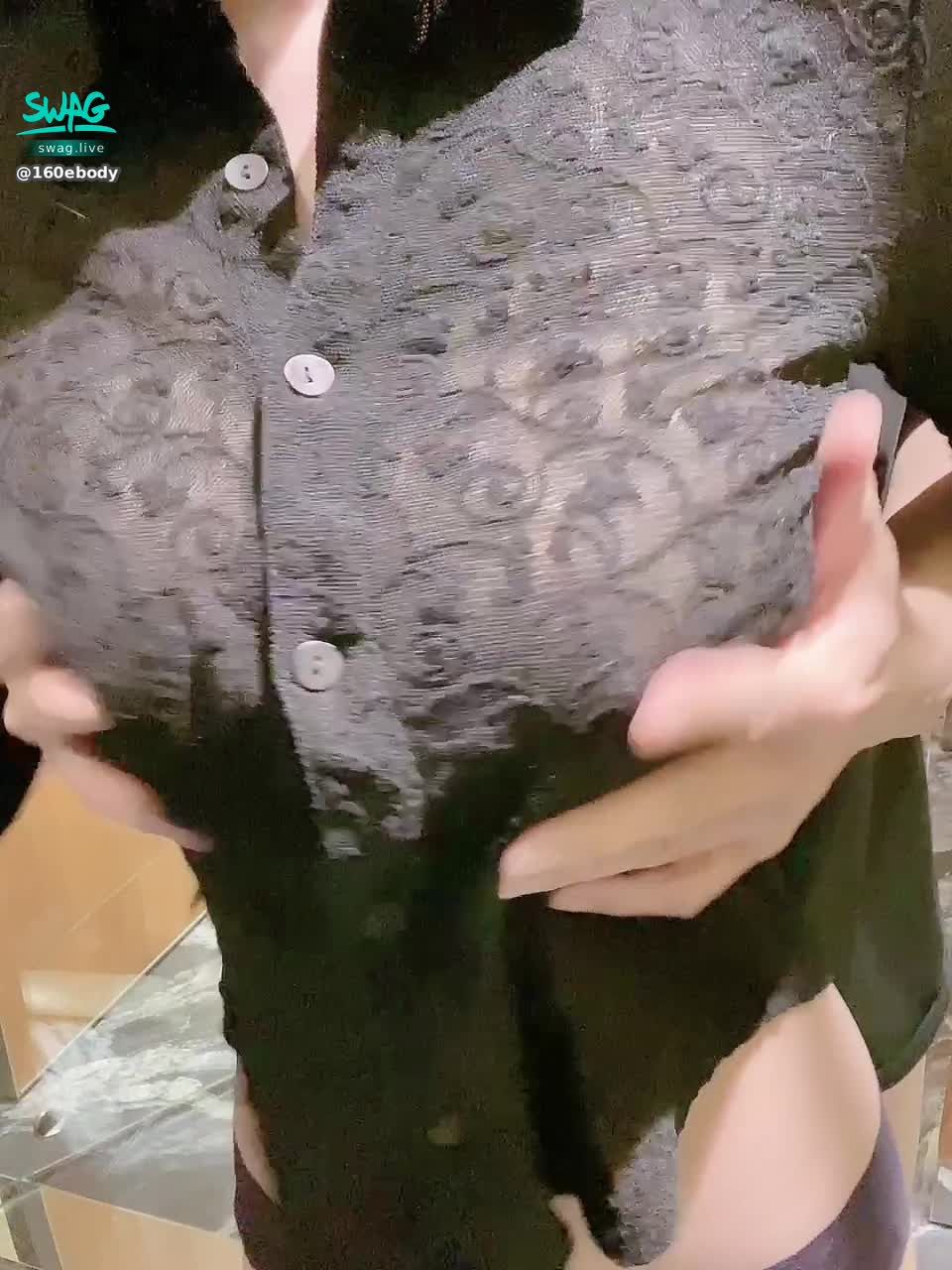 160ebody : Eat me after dinner 🥂