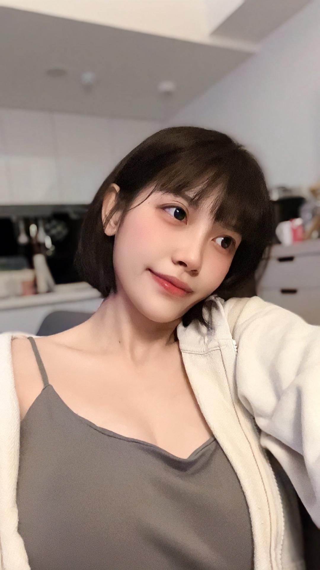 imkowan : 69大魔王 還狗喝水😋
#69 #生活