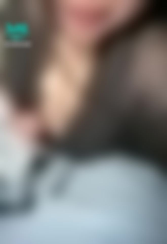 cutewawa : ❤️側趴奶也大到要跑出來😍
😈哥哥想不想這樣揉
好舒服…. 🥵