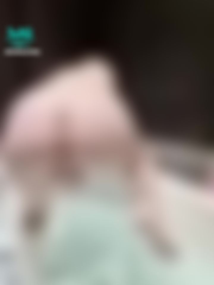 babby.baby : 圓圓的屁股被長長的肉棒抽插...😈😈😈  好酥麻💕  私訊看更多完整版❤️❤️