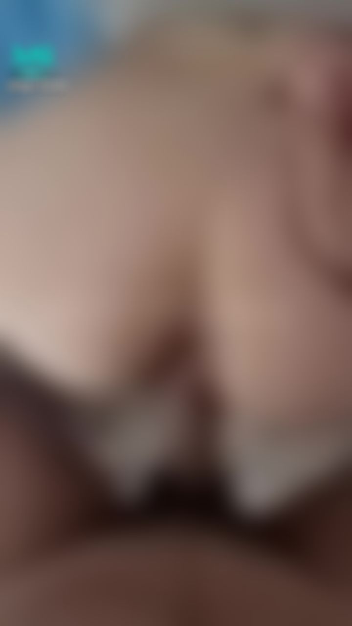 tiger556888 : 用屌偷偷淺嚐，人妻美穴😈