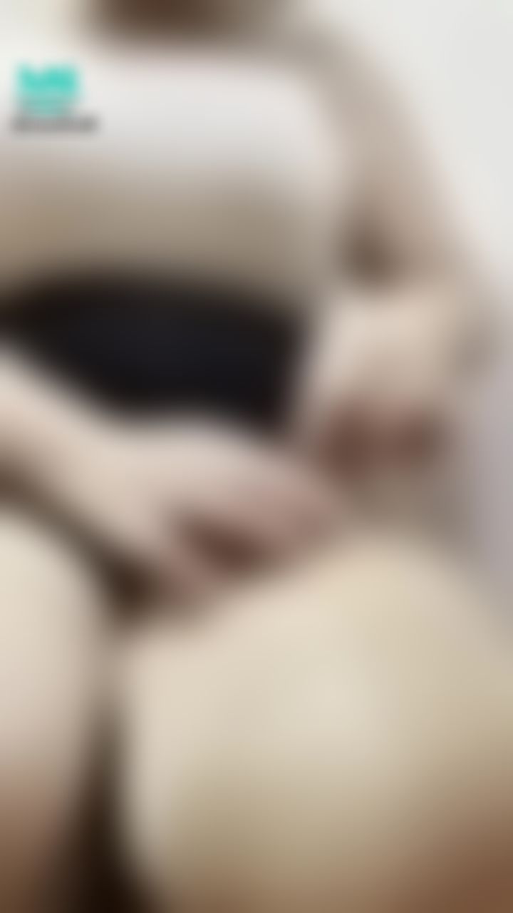 lovemilemile : 撕絲襪