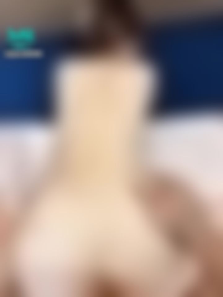ighot88888888 : 屁股後面插入跟我約炮的妹子，真爽啊