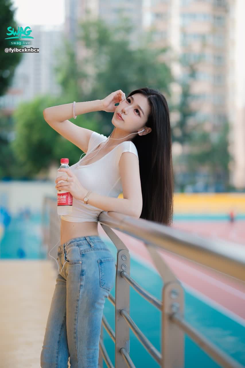 fyibcxknbcx. : 清纯校花美女