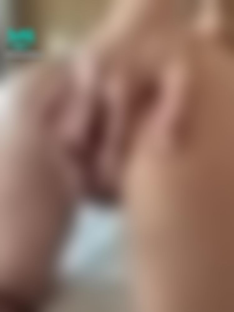 lonelymeow : pussy for you