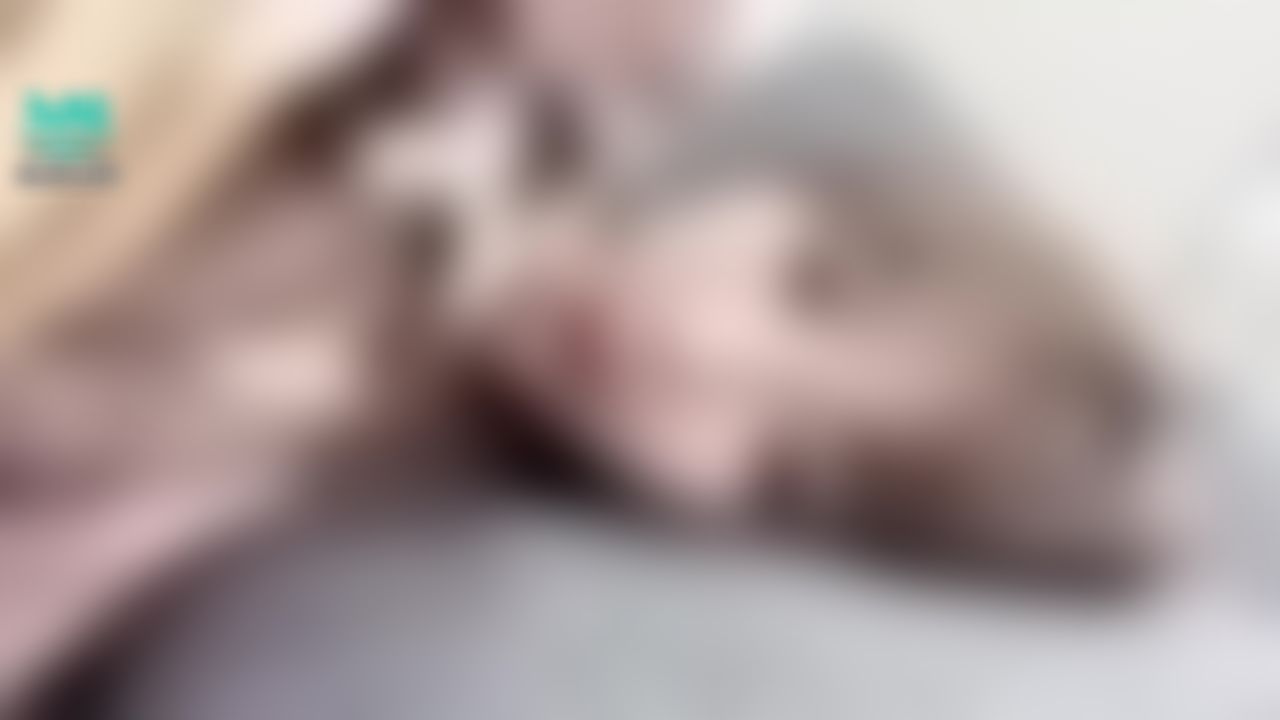 anilaascb : ❤️露臉大奶❤️躺在床上等你來把我脫光
