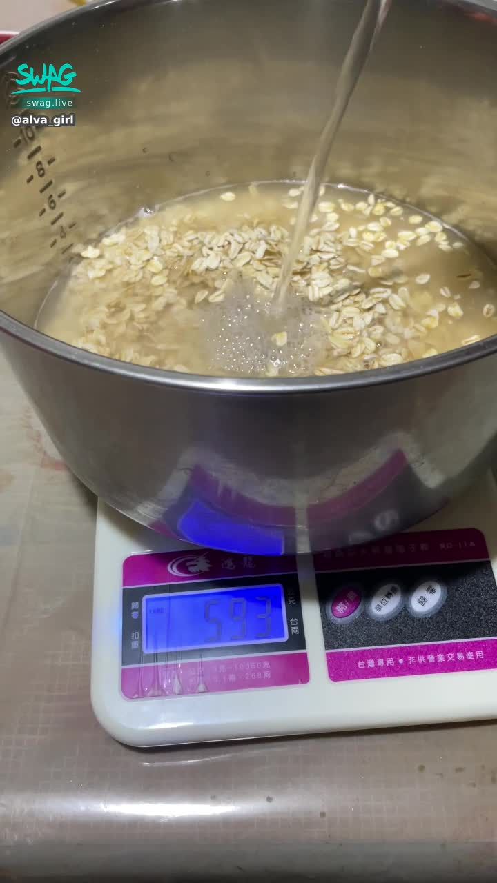alva_girl : Xiaoyue Cuisine Recipe-Oat Milk Production 😳