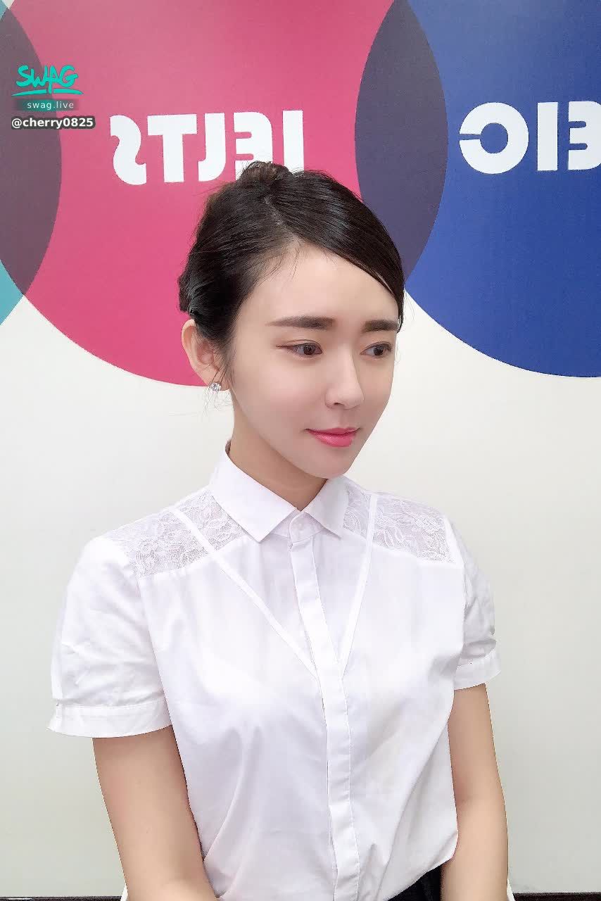 cherry0825 : 空姐裝扮 解鎖收藏 #漂亮 #氣質 #空姐