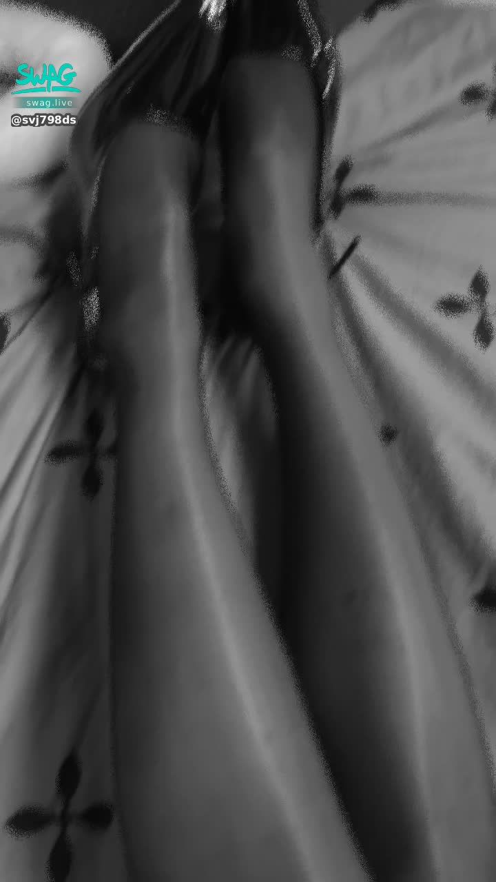 svj798ds : 黑丝玉足
#大奶 #骚 #性感 #sexy #生活 #sexy