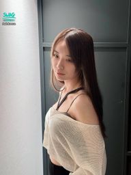 : Baby, send me a private message to ask me on a sweet date. We can eat and go shopping hehehe...