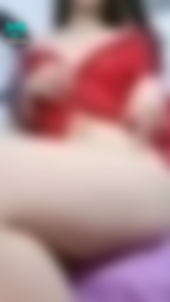 sarasexyhot : horny today?😉