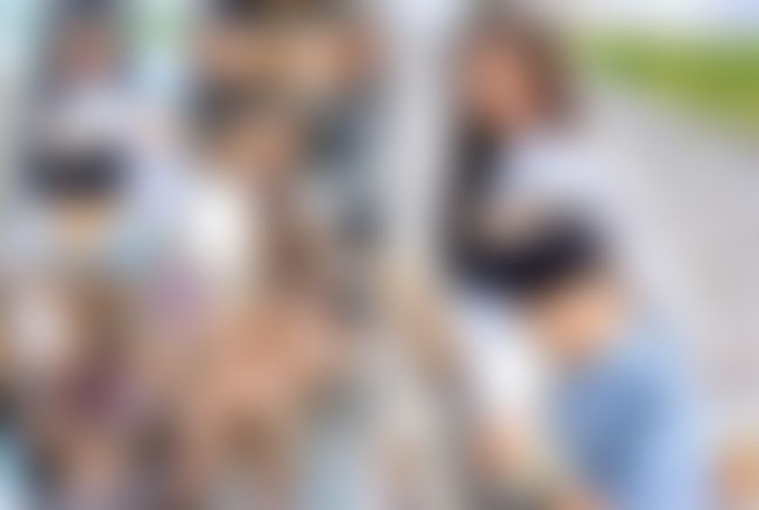doc_channel : 受過舞蹈訓練、身材姣好的女孩第一次被爸爸操！ 她無法滿足她體內的精液，所以她一邊和她的男朋友聊天，一邊以臉部按摩來結束！#悠月リアナ