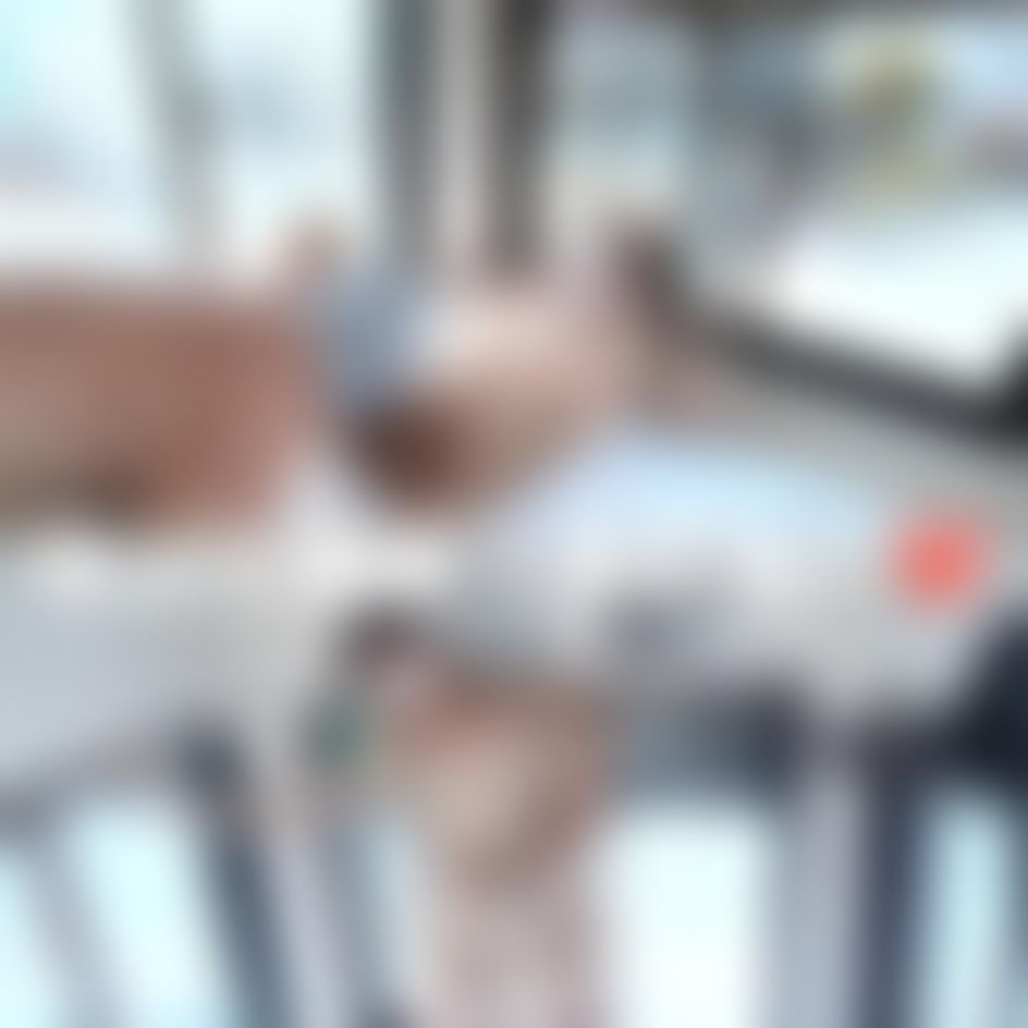 japanese_real_amateur : 全国『まる見えトラック』の旅！！２１歳、超絶美形人妻、完全初撮影！！NTR、裏切り、愛する旦那様が一生懸命働いている間に、まる見えトラックで２１才妻に中出し、