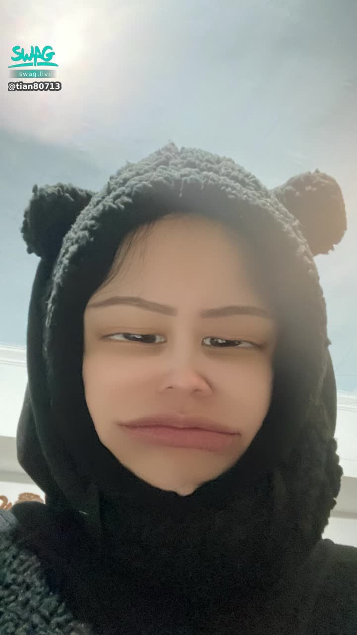 tian80713 : 嗨👋🏻我是Rya今天第一天來🐻希望大家會喜歡我😘😘😘