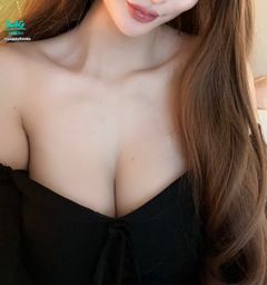 puppyloveu : 人設僅供參考,具體自行了解😎
1️⃣按下「追蹤」不會錯過怕筆的直播
2️⃣看看「影片」➕「限動」先看我多騷
3️⃣私訊 「怕筆本人」回覆 來跟我純❤️約會
I’m 怕筆✏️護理界🔞暗黑小曾莞婷💓