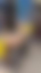 lovejulia : 把小鮮肉帶到房間喝把小鮮肉帶到房間喝酒聊天,他實在經不起誘惑,直接把我撲倒,到底是他吃了我還是我吃了他😳😳😳
