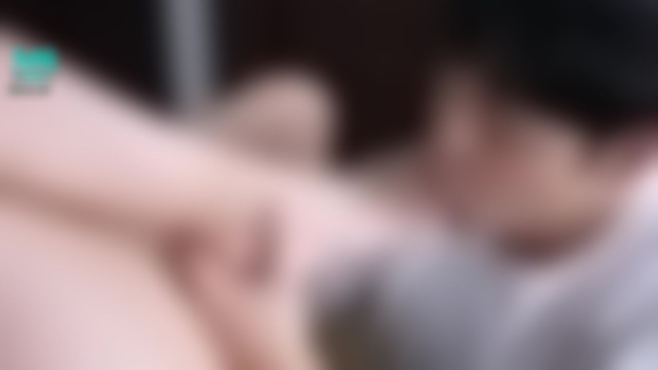 fewoov : 他女友的淫蕩的公司生活  | SWAG @fewoov 影片

跟男朋友的朋友在同一個公司上班的女人。
有變態般性慾的男友讓朋友誘惑自己的女友，
最終女友在公司的休息室裡被上。。。


 
#韓国  #1080P  #巨乳  #熟女  #傳教士體位  #Fetish