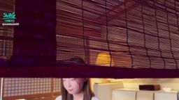 sumisumi0713 : 我的主,請原諒我的淫蕩。....
她開始隔著滲透的和服玩弄自己的G罩杯乳房和不穿內褲的生殖器,並利用透明的性玩具和和服達到升天的境界。
16:10 分鐘
Babe