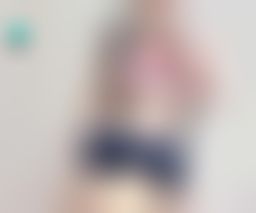 yuki_hot : 聖誕節你有伴了嗎👀
沒有的話~你覺得我怎麼樣💋
想跟我一起過聖誕節嗎?私訊我吧❤❤❤
#sexy #性感 #騷 #奶 #大奶🔥 #巨乳 #長腿 #約會 #可愛 #全swag顏值最高