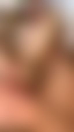  : 直播時側錄花絮足交、背騎