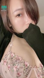 : Private message me for a limited time super discount of 20,000 diamonds, super color, perfect white and tender breasts exposed on the face ๐ video ๐ฆ Only in private messages ๐