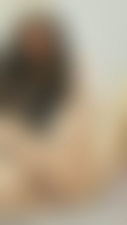 lulukim : 拿跳蛋塞入咪咪，让咪咪感受高潮迭起，好舒服啊！