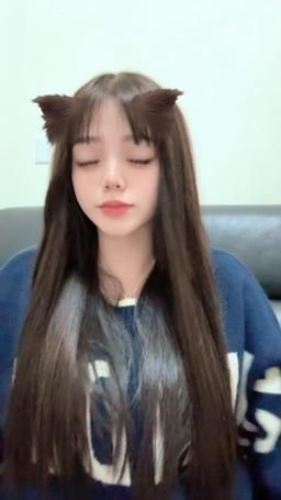 winniez : Expression good or bad 🤍🤍