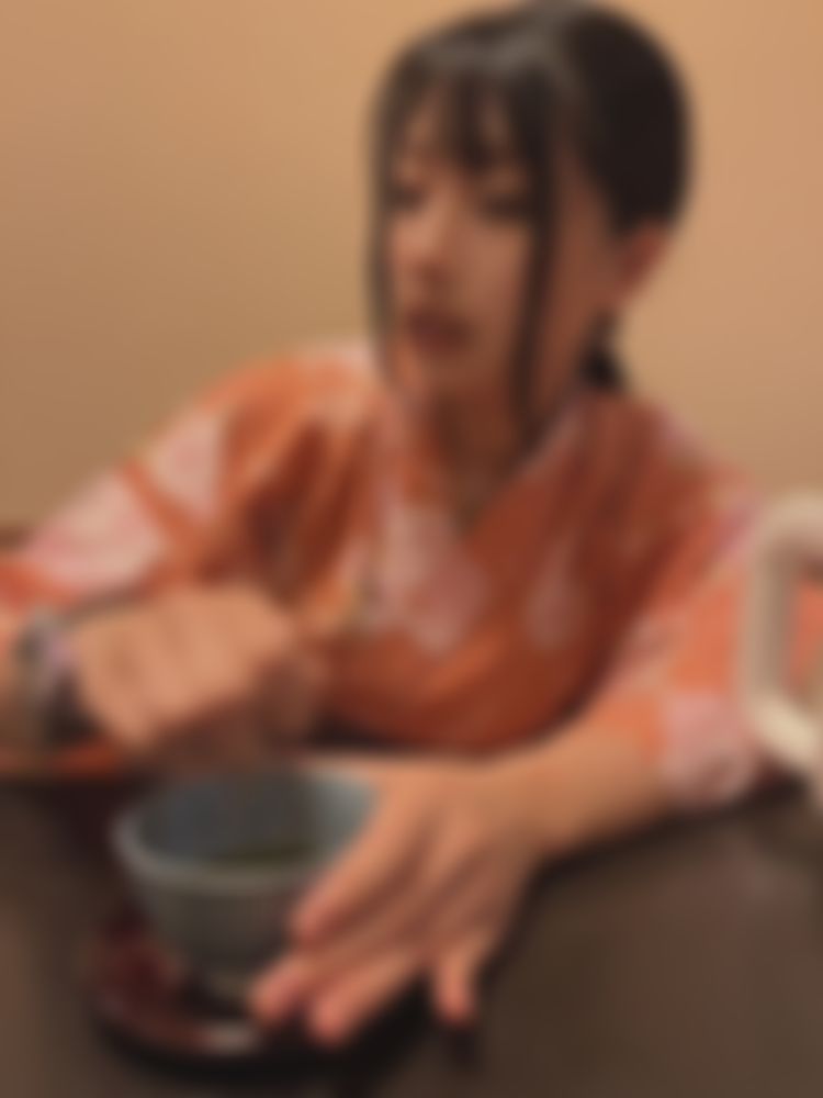 chiori_chan : 知ってる？？？？

私、元茶道部なんだ。