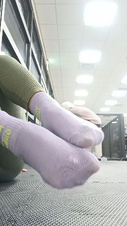 383838moni : For foot fetish, original socks can be private
#戀足 #美足