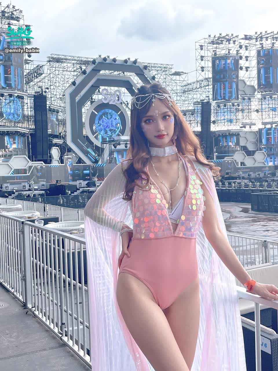 emily_babies : 再來一個不同版本的🫣🫣