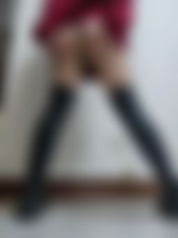 lorrr : 長靴第二部曲😈蜜桃好彈🥵你還不來看嗎😘😘