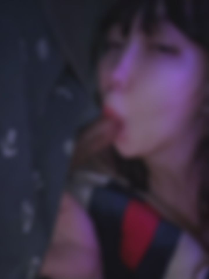  : 薇薇の口交實戰👅這個口技...你覺得你能撐多久？