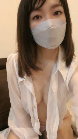 cyndibaby : QQ的ㄋㄟㄋㄟ，想被哥哥按摩揉奶~~
#美乳