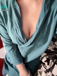 : Will someone see me if I wear this low? 🫣