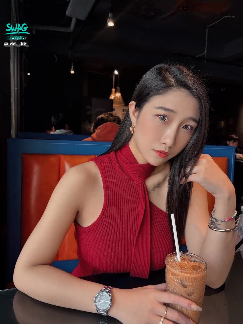 _dd._.kk_ : 風吹開了我這朵可愛的花~~
