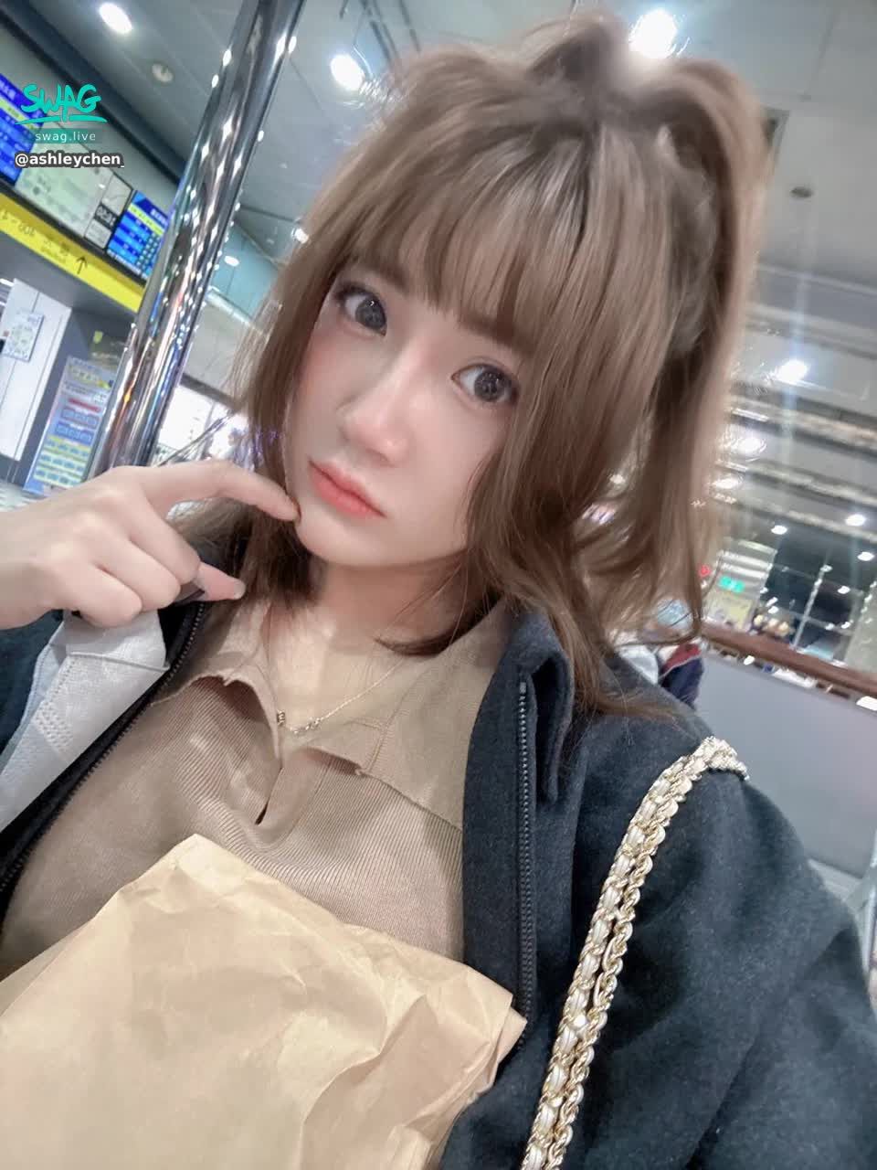 ashleychen_9977 : 海王翻船，我在岸上等唯一的你