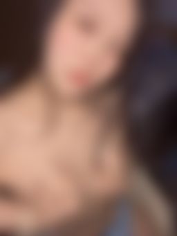 shiwu23344 : 肚兜一脱，全是春风嘿嘿😁