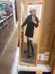 : Treat the full-length mirror in the store as your own ๐ Instantly become a show model โค There are many interesting and beautiful things in life waiting for you to discover, live happily every day~