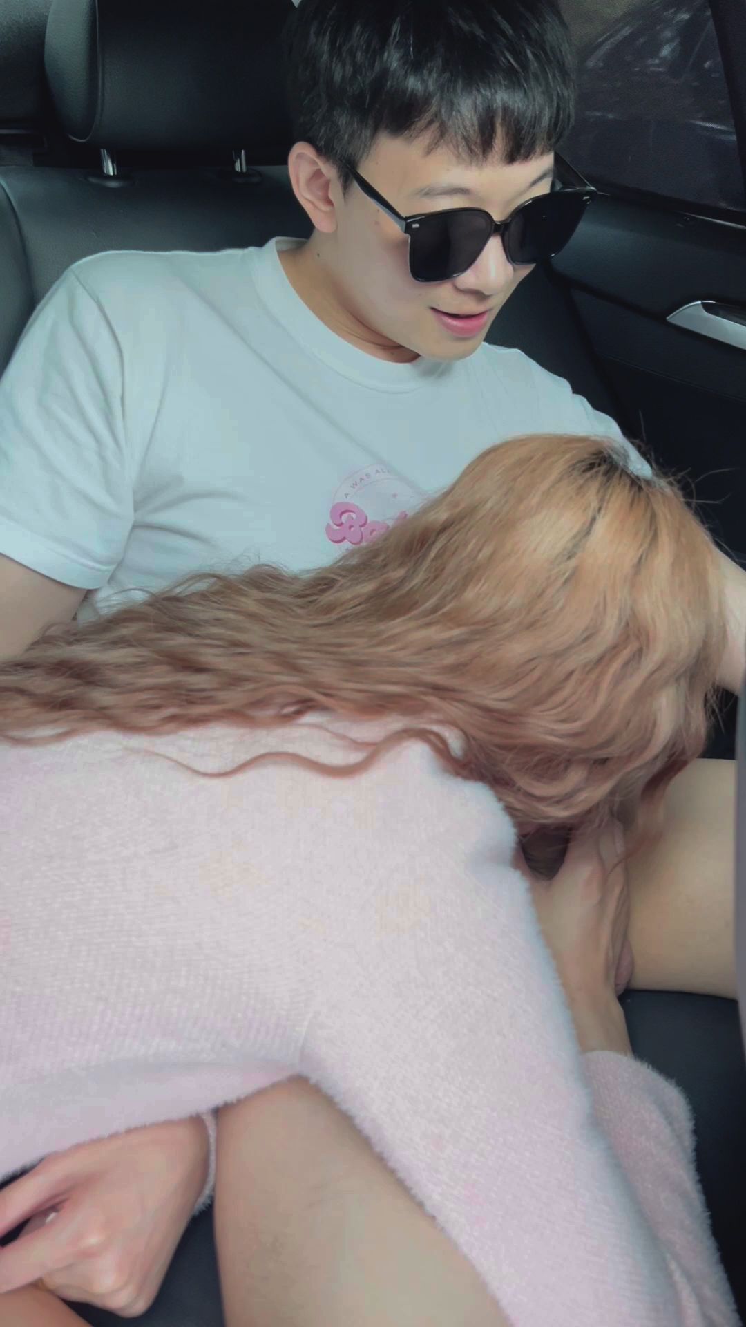 babes.private : 墨鏡男帶芷媗跟小跟班快閃公園廁所