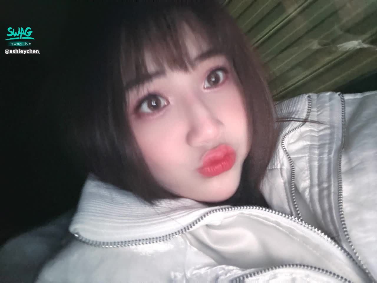 ashleychen_9977 : 歡迎櫃台領取一個親親♥👄👄👄