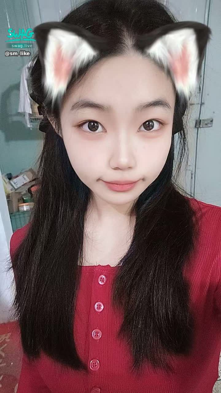 sm_like : 喜欢日常生活中的我还是直播间里面的我