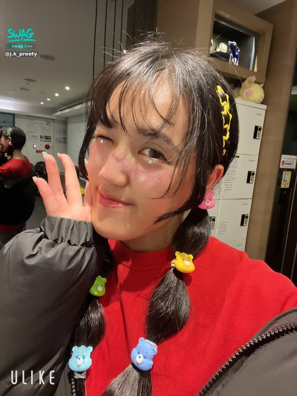 j.k_preety : Babe的今日任務：快樂到翻掉！😝
快樂教主宣教中🩵🩵🩵