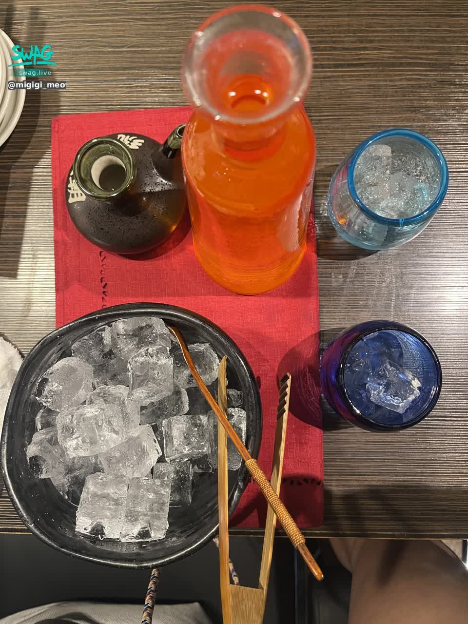  : One of Okinawa's specialties, Awamori, 60°, warms your heart ♥ #白月光在旅行 #沖繩的你我 #靜靜想你 #不經意的心動 #白月光日記
