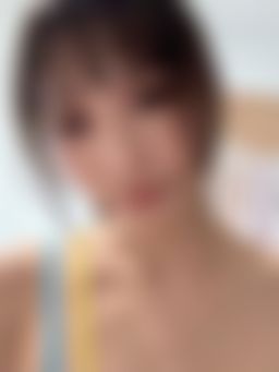 miohot : 可惡 奶不夠豐滿 🥲
