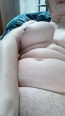 julielove : wet pussy 💦 big milking