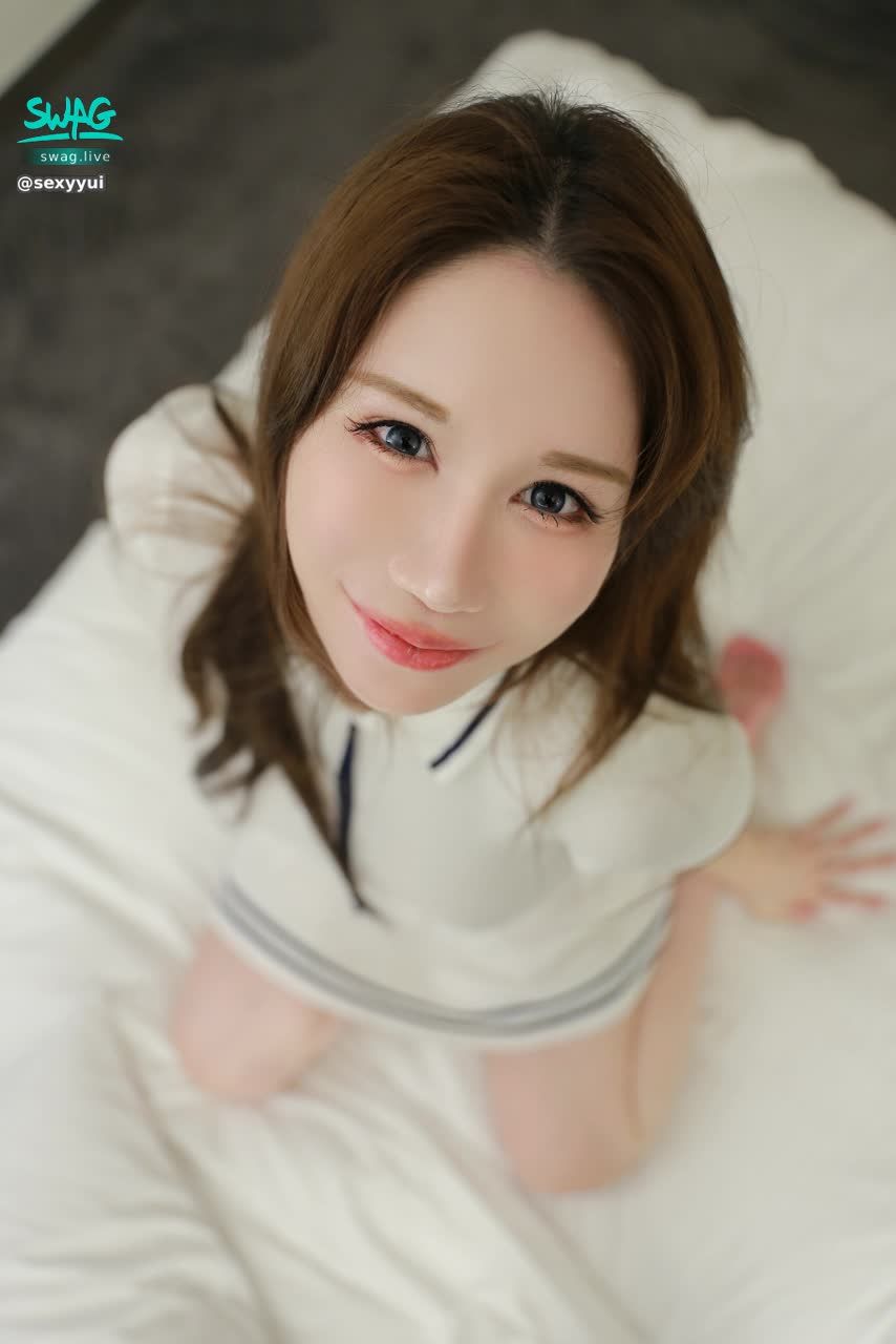 sexyyui : 《天使臉龐粉紅巨乳女友系列》
享受第一男友視角的好視野！當我男友就是有無敵好福利～