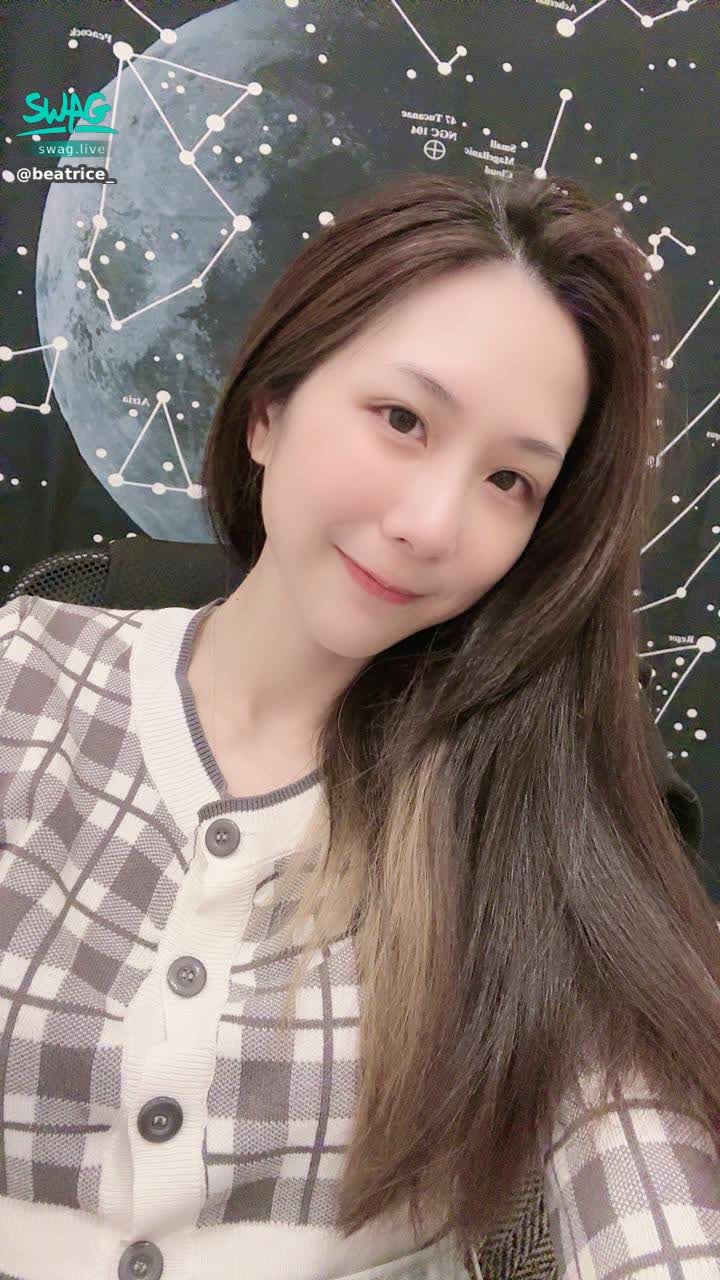 beatrice_ : 🫶🏻🫶🏻🫶🏻