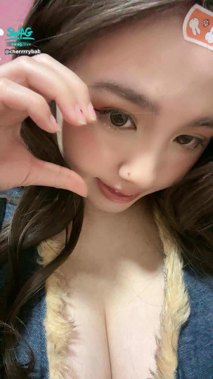 cherrrrybabe : good night 想我明天找我 就醬